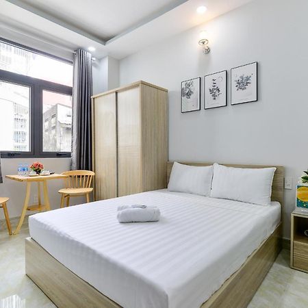 Estelle Boutique Apartment - Pink Cathedral Хошимин Экстерьер фото